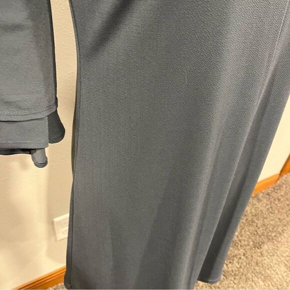 Davy grey cold Shoulder mid length sleeve midi dress - Picture 4 of 14